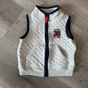 4/20$ Carter’s baby grey quilted sleeveless vest size 12 months